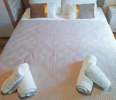 Kallirakhi Apartment | Eveline House