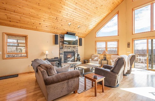 Swanton House | Eventide