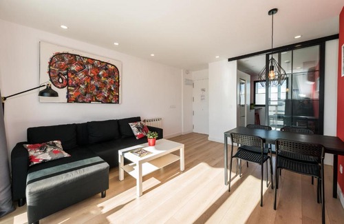 Hortaleza Apartment | Ever House IFEMA Mar de Cristal