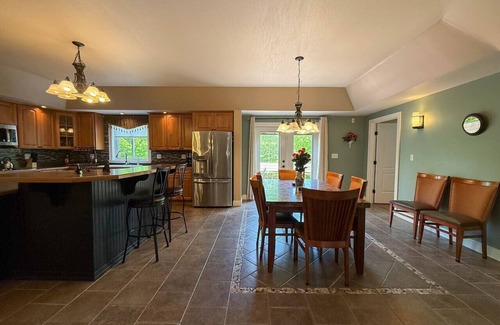 Center Conway House | Evergreen Escape | Relaxing Conway Getaway
