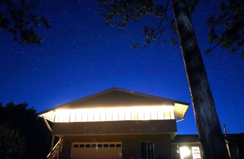 Montello Apartment | Evergreen Farm 20 Acres+Goats, Eggs, Arcade Games