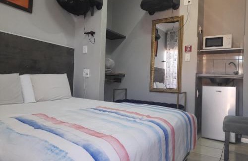 Westonaria House | Evergreen Guest House Westonaria Town