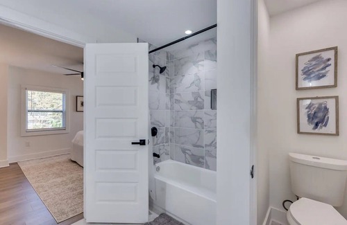 Colonial Homes Apartment | Evergreen Homes