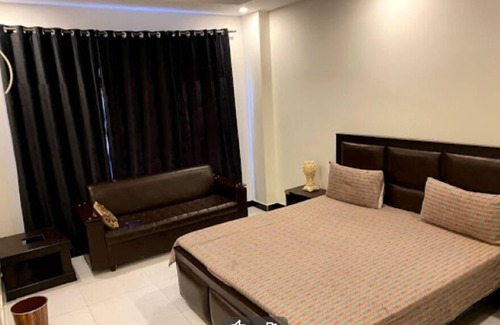 Islamabad Hotel | Evergreen Inn