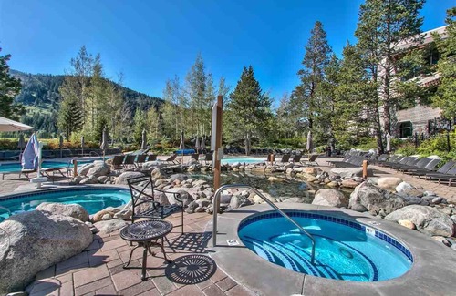 Olympic Valley Apartment | Everline Resort & Spa, 1 Bedroom w/Kitchenette, Ski in/out
