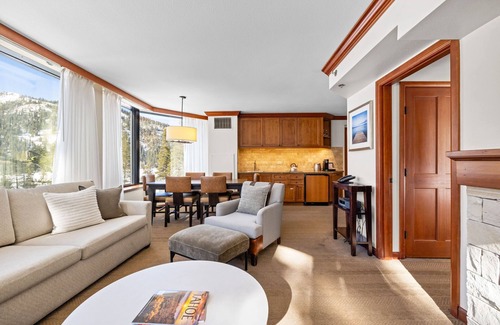 Olympic Valley Resort | Everline ‘Resort Chair’ Corner Suite; Ski In/Out @Palisades