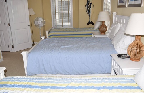 Townsend's Inlet House | EVERYBODY IN THE POOL!! 4 bedroom