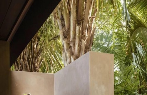 Lo de Marcos House | Everything You Need For The Perfect Vacation! Balcony, Pools, Beachfront!