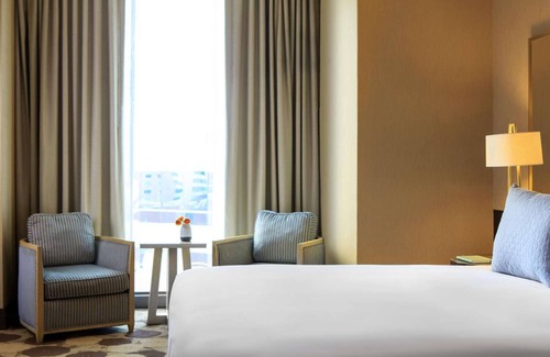 Downtown Chicago Hotel | Everything You Need For The Perfect Vacation! 2 Modern Units, Pets are Welcome!