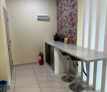 Bangi Sentral Apartment | Evo 24 free NETFLIX and WIFI