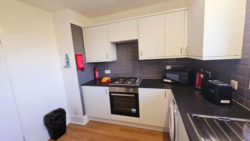 Docklands Apartment | Excel O2 Stunning Large 3 bedroom Apartment with Balcony