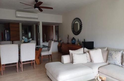 Granjas del Marques Apartment | Excellent apartment 100 meters from the beach!