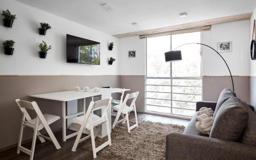Miguel Hidalgo Apartment | Excellent apartment! 15min from the new US embassy