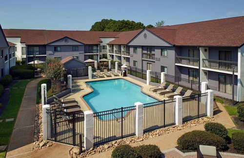 Norcross House | Excellent Choice For Every Traveler! Onsite Pool, Free Parking, Pets Allowed
