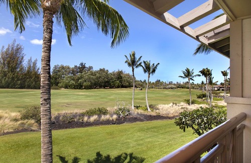 Waikoloa Villa | Excellent for couples or families. Right on the Golf Course.
