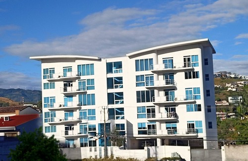 Guachipelin Apartment | Excellent for Families/Trabs/Medical Appointments-2BR+A/C