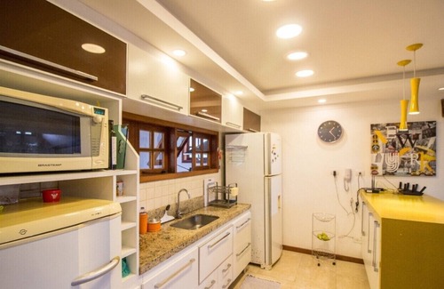 Sao Jose House | Excellent house in gated community with total security, 24h concierge, 4 suites