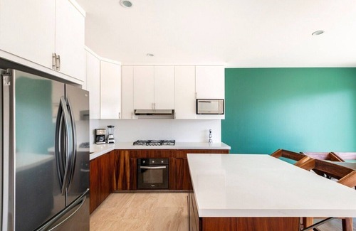 Libertad Apartment | Excellent Location, DT walking, ocean view