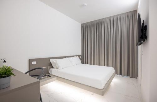 Bolognina House | Excelsior Station Suite