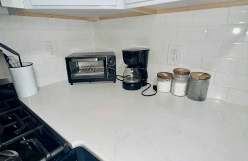 Irvington Apartment | Exceptional 3 Bedroom retreat with Parking close to EWR, NYC that sleeps up to 8