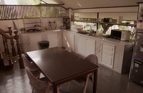 Chang Phueak Villa | Exceptional Modern Thai House. Comfort, Space & Serenity in Prime Location.