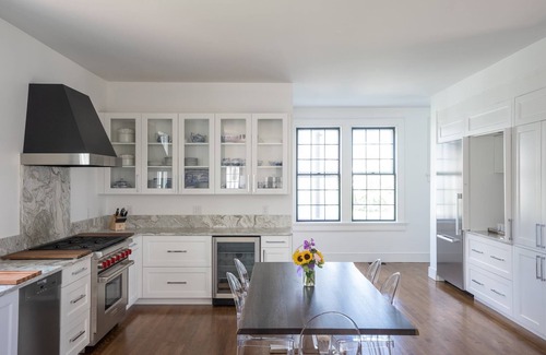 Narragansett Pier House | EXCEPTIONAL Narragansett Pier Historic Home