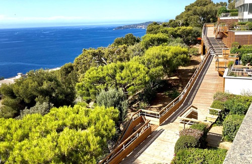 Cap d'Ail Apartment | Exceptional view, standing terrace overlooking the Merc bathing beaches 5m Monac