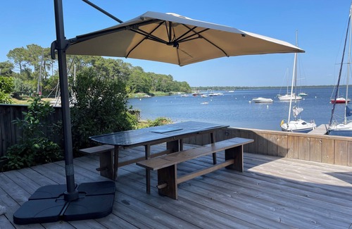 Lacanau Villa | EXCEPTIONAL VILLA BY THE LAKE IN A QUIET AREA WITH PRIVATE PONTOON