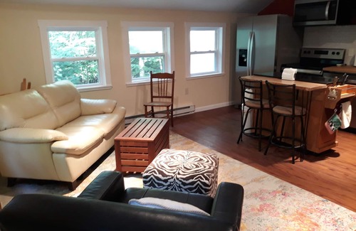 Centre Hall Apartment | Exciting Penn State football and numerous Central Pennsylvania attractions