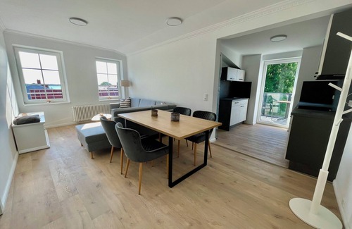 Altefaehr Apartment | Excl. Apartment with panoramic view of the Stralsund skyline - Seeblick Rügen