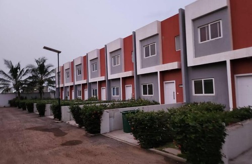 Tema House | Exclusive 3-Bed House in Tema C25 At The Greens