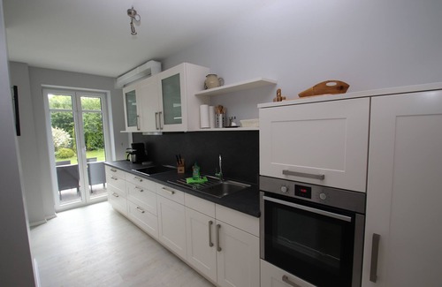 Dollerup Apartment | Exclusive 5 star apartment LEE for 2-5 pers, garden, quiet location, 5km to the beach