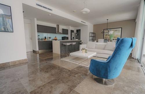 Panama City Apartment | Exclusive and luxury 1BR with balcony in Yoo Panama
