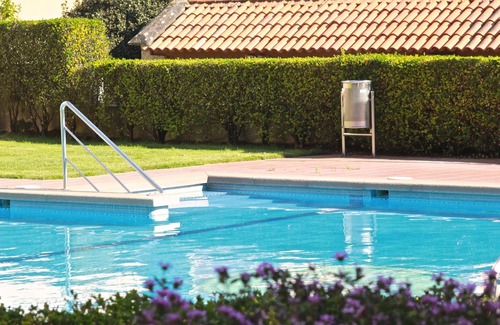 Sanxenxo Apartment | EXCLUSIVE APARTMENT IN SANXENXO, GARDEN AND SWIMMING POOL 100 M FROM SILGAR BEACH