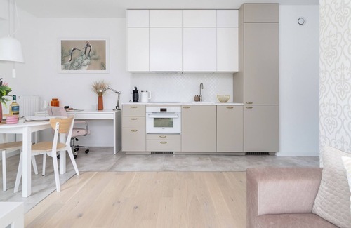 Grzegorzki Apartment | Exclusive Apartment Mogilska by Renters