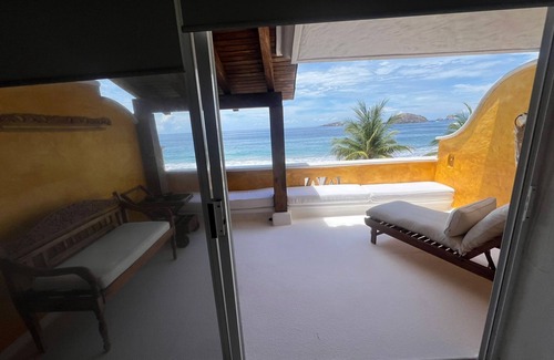 Ixtapa Villa | Exclusive Beach House in Ixtapa - Ocean View
