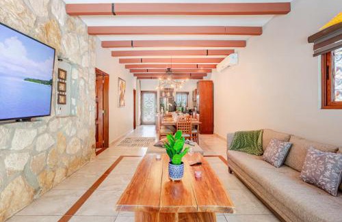 Villa Juarez House | Exclusive Beach Residence! with Private Pool