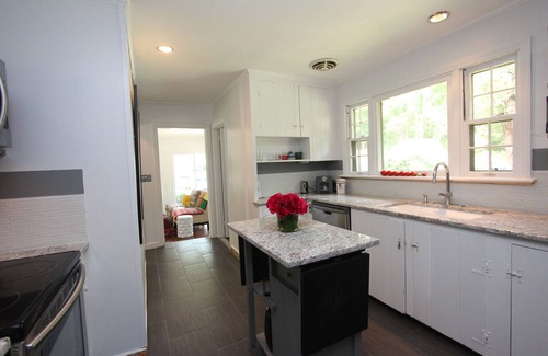 Marble Dale House | Exclusive & Bucolic Spot in Ideal Area with Private Pool!