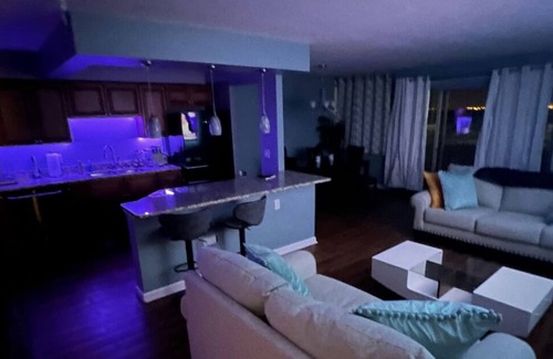 Lakewood Condo | Exclusive Carlyle Lake Getaway!!