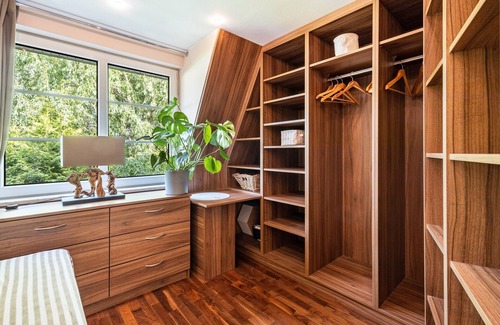 Bergedorf Villa | Exclusive Dream Villa with Private Terrace, Wi-Fi and Air Conditioning