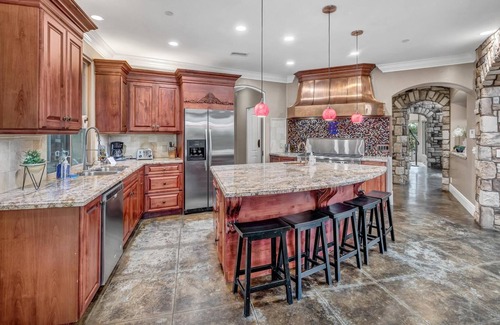Ramona House | Exclusive Escape at Boulder Groves!