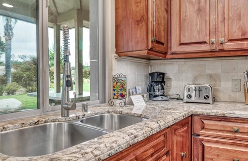 Ramona House | Exclusive Escape at Boulder Groves!