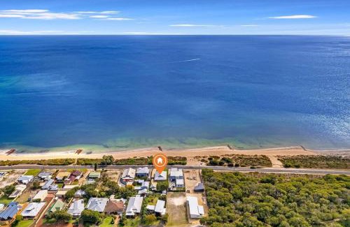 Wonnerup House | Exclusive *Front Row* Sunsets & Beachfront Bliss in Busselton