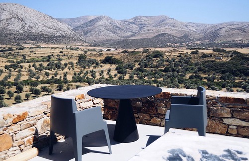 Naxos Apartment | Exclusive Getaways in the island of NAXOS | 5 private suites w/breathtaking view