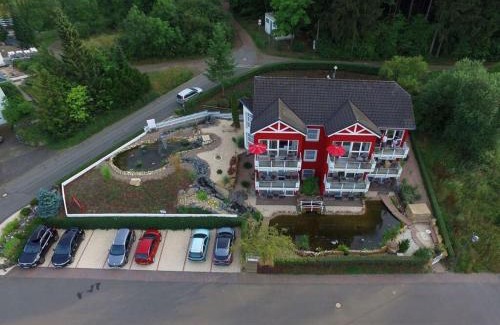 Schalkenmehren House | Exclusive holiday apartment with volcano views