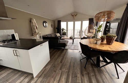 Bovenkarspel House | Exclusive holiday villa * Markermeer Bovenkarspel directly on the Markermeer