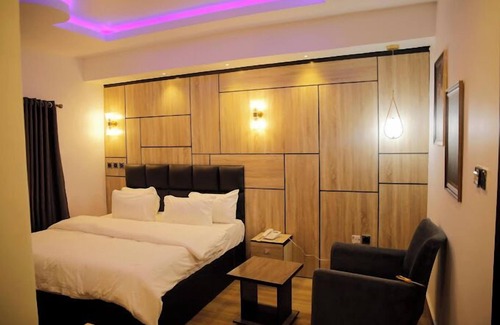 Benin City Hotel | Exclusive Isno Hotel