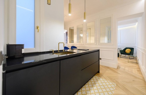 Goya Apartment | Exclusive Luxury Flat in the Barrio de Salamanca - Elegance and Comfort in the Heart of Madrid