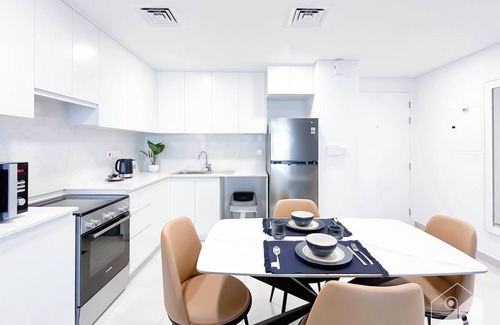 Umm Suqeim 3 Apartment | Exclusive One-Bedroom Apartment in Asyel 3
