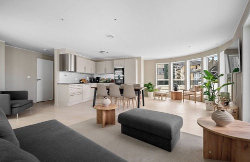 Nygard Apartment | Exclusive Penthouse with Teracce